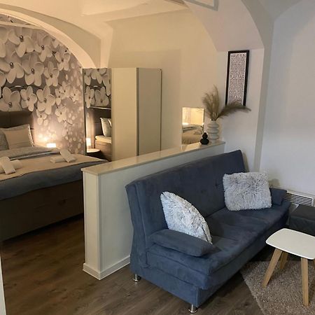 Apartment Frenki- Tkalciceva -Self Check In-Free Parking Загреб Экстерьер фото