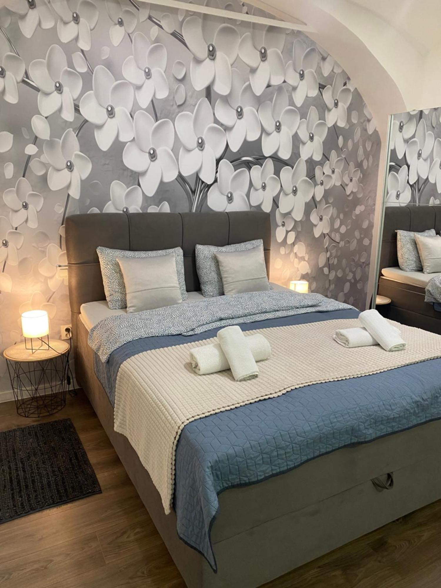 Apartment Frenki- Tkalciceva -Self Check In-Free Parking Загреб Экстерьер фото