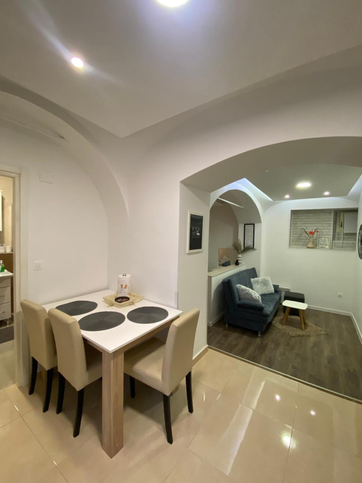 Apartment Frenki- Tkalciceva -Self Check In-Free Parking Загреб Экстерьер фото